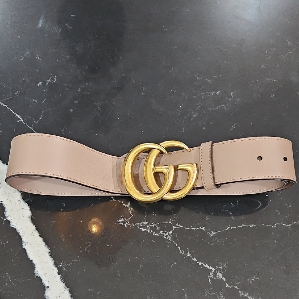 Gucci Tan Belt with Gold GG Buckle Size 30-32 / 80cms